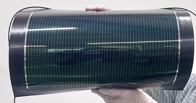 （写真）ペロブスカイト太陽電池