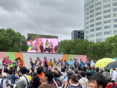 昨年度祝い餅まきの様子