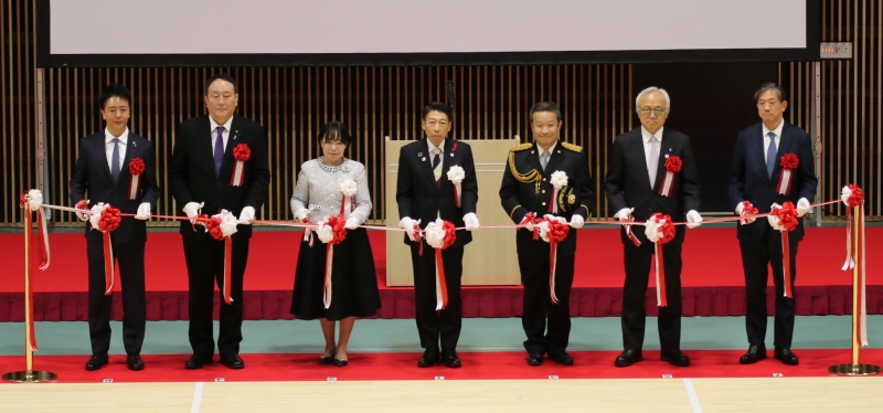 知事写真