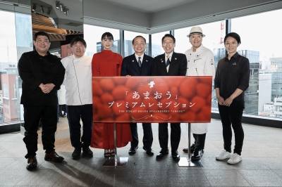 大石義一​シェフ、奥田政行シェフ、山本美月氏、JA全農ふくれん 乗富幸雄運営委員会会長、知事、鎧塚俊彦シェフ、延命寺美也パティシエ