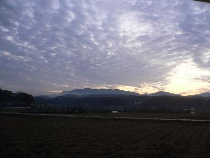 上毛町から見た大平山