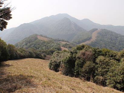 足立山・戸ノ上山縦走路