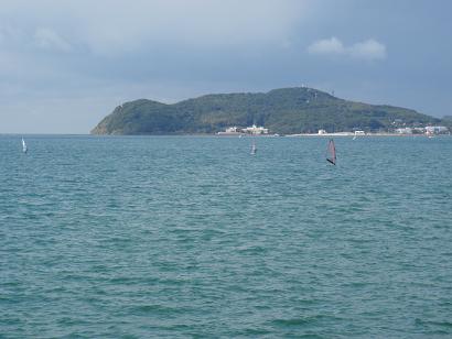 福間漁港より望む大峰半島