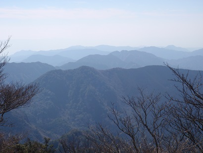 英彦山より障子ヶ岳、釈迦ヶ岳などの山並み