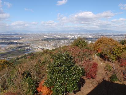 女山史跡森林公園より望む筑後平野　後方に脊振山地が広がる