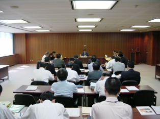 第5回検討委員会の様子(写真)