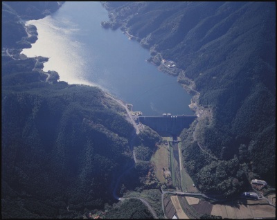 油木ダムの写真です