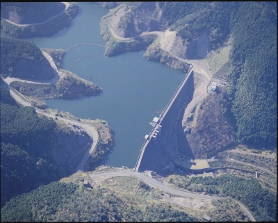 瑞梅寺ダムの写真です